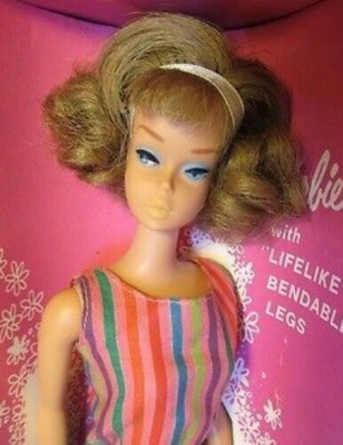 Vintage Original Barbie Side Part American Girl Ash Blonde Hair Doll in Box
